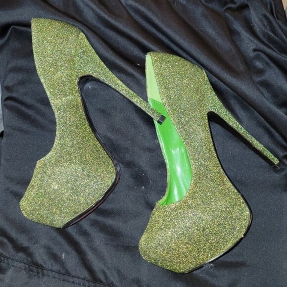 Alba Platform High Heels - Picture 2 of 6